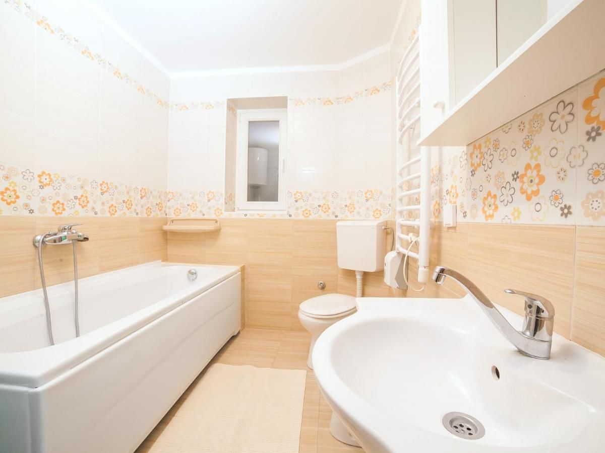 Апартаменты Apartments Adria Петровац