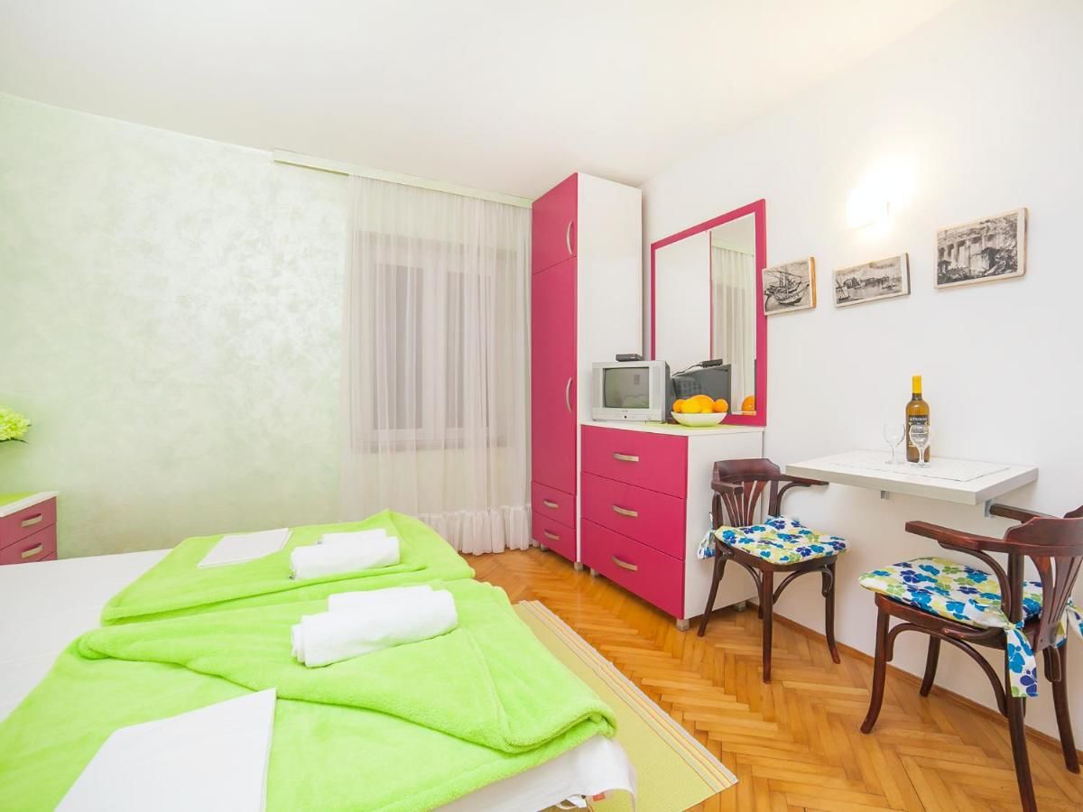 Апартаменты Apartments Adria Петровац