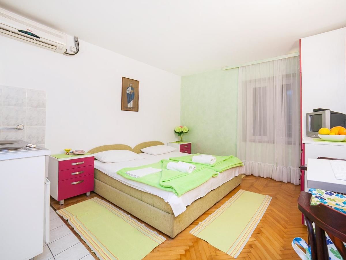 Апартаменты Apartments Adria Петровац