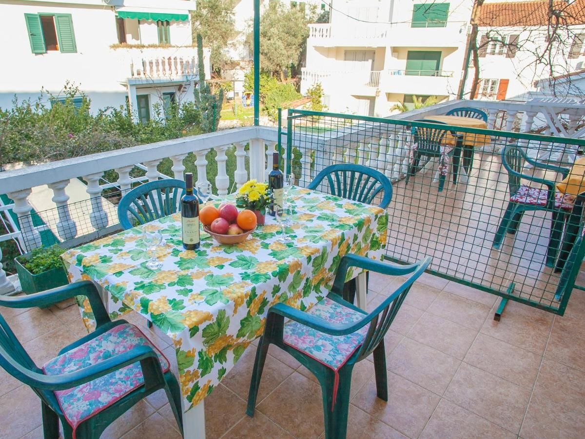 Апартаменты Apartments Adria Петровац