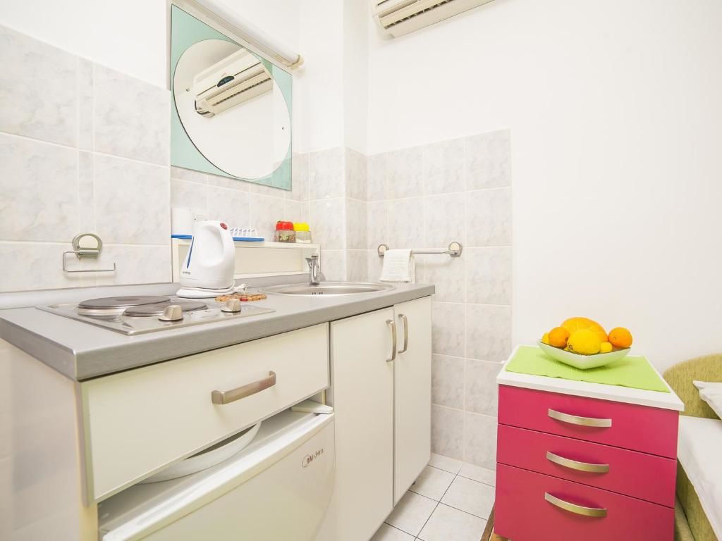 Апартаменты Apartments Adria Петровац