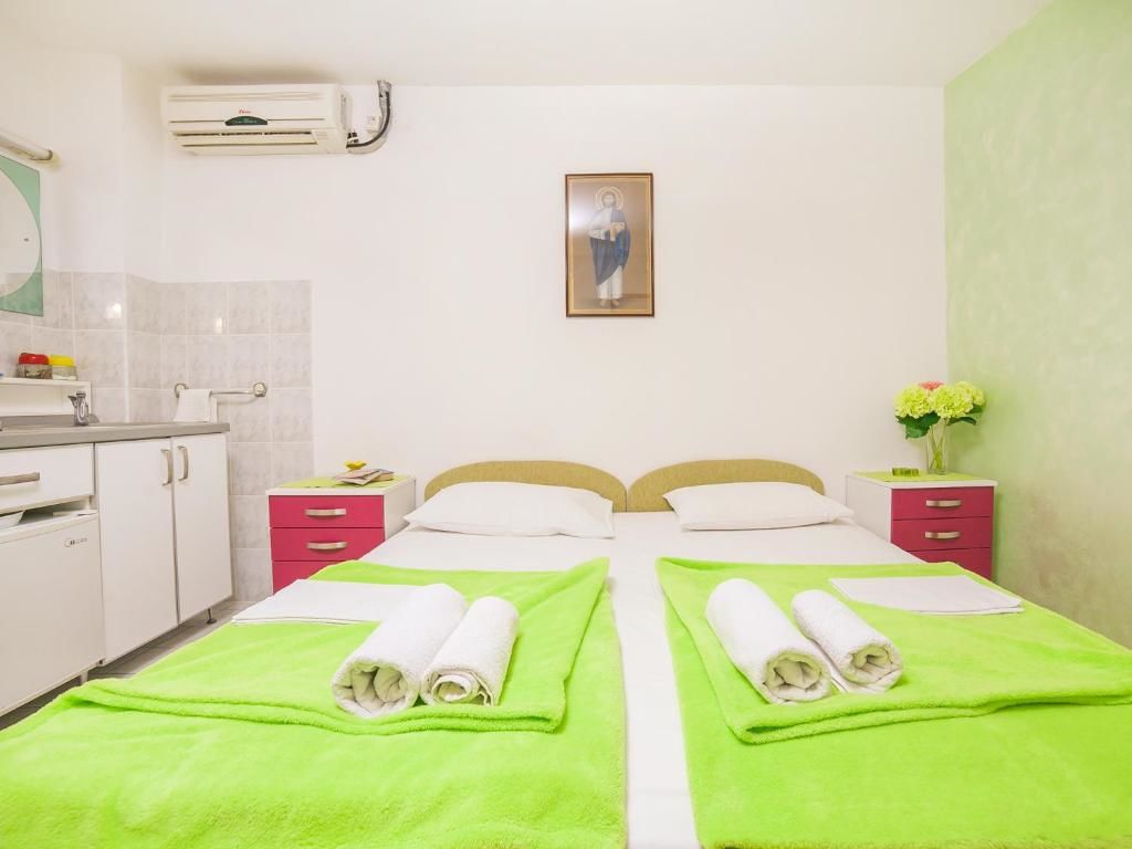 Апартаменты Apartments Adria Петровац